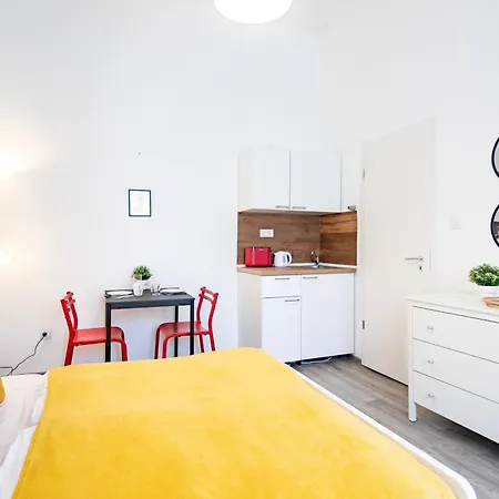 アパート Super - Quiet Sleep - *