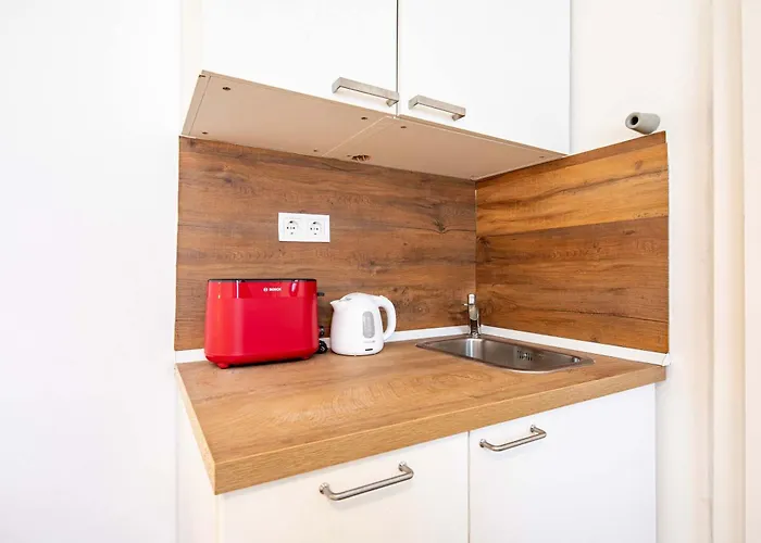 Super - Quiet Sleep - Budapesta