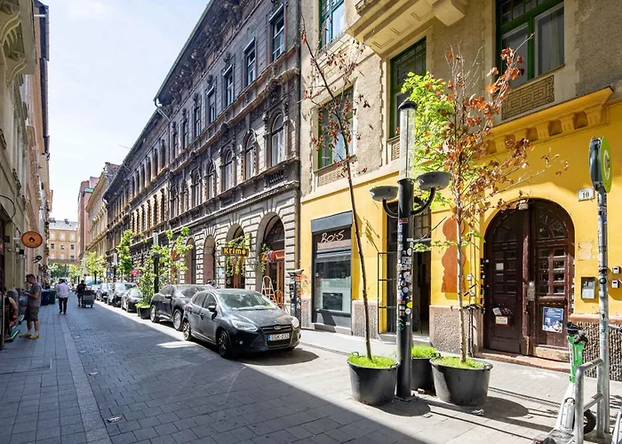 Super - Quiet Sleep - Budapesta